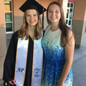 Meet your Posher, Kendra